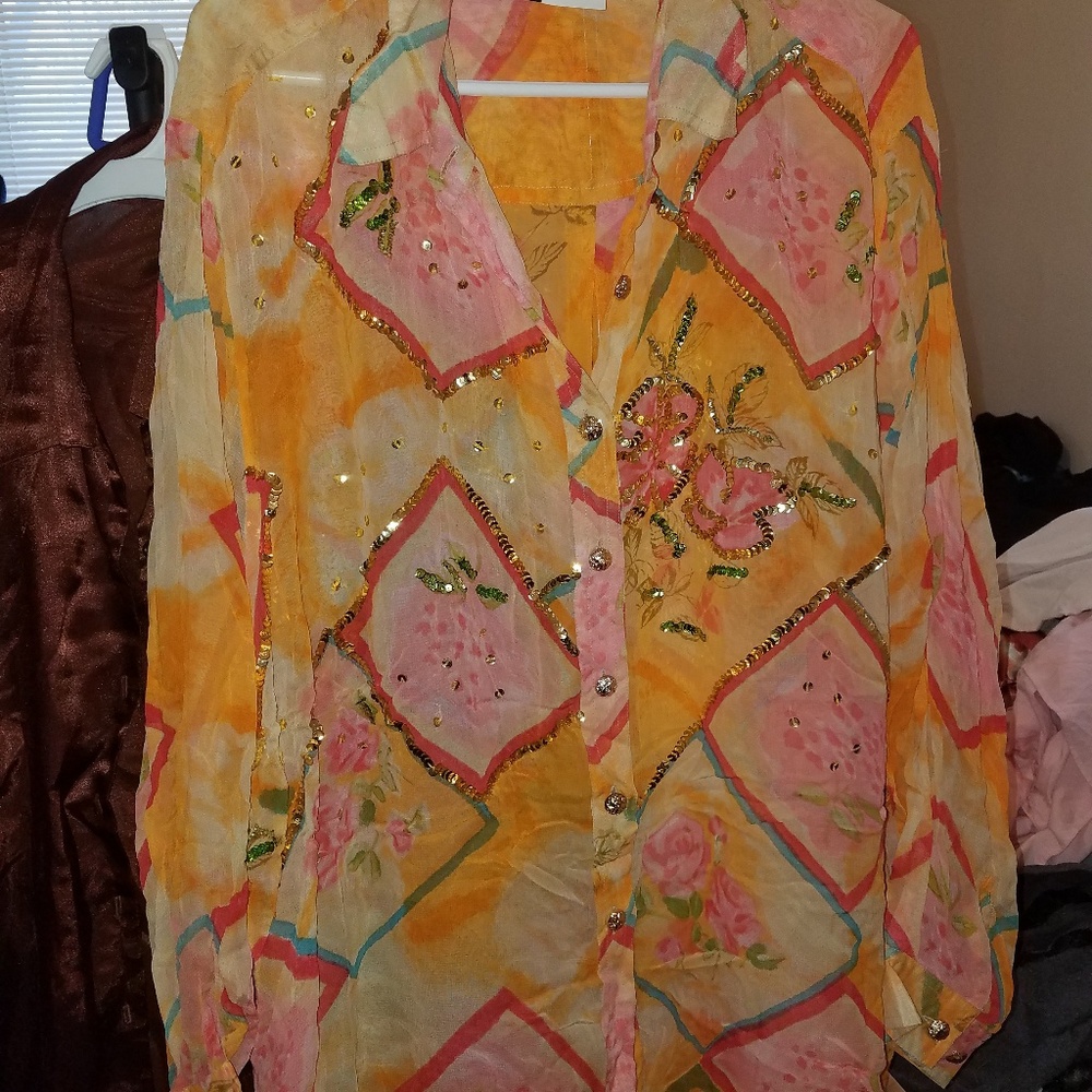 Women's plus size blouse